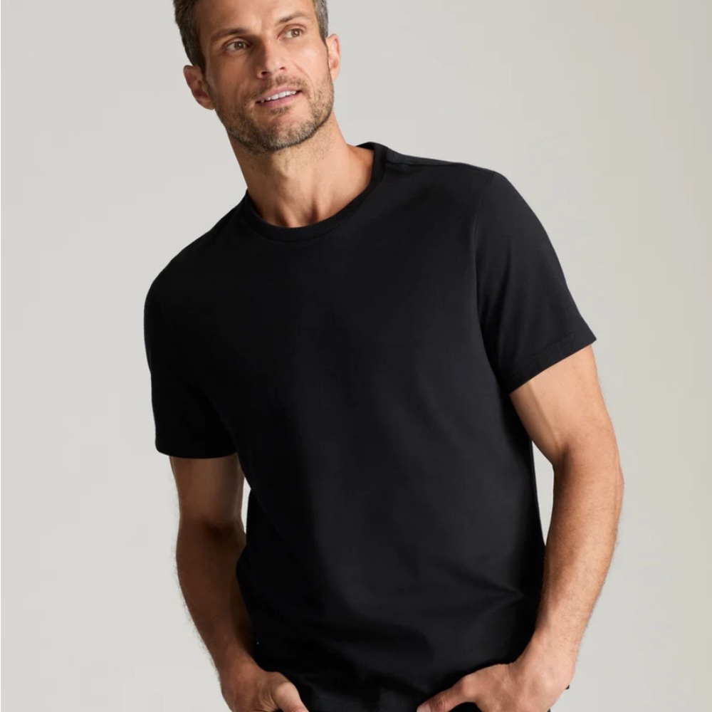 Untuckit Black Ultra Soft Tee--Large